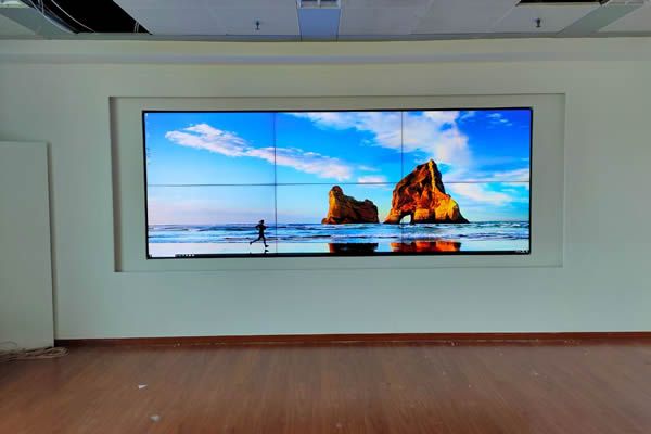 一套拼接屏價(jià)格大概多少錢(qián)？是這樣計(jì)算的