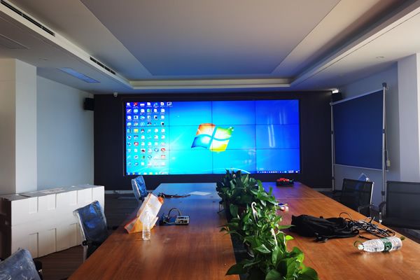 液晶電視機與液晶拼接屏有什么區(qū)別？