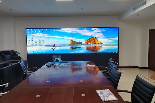 拼接屏廠家哪家好，可以參考這兩點(diǎn)來選擇