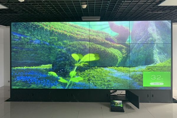 液晶拼接屏是定制產(chǎn)品的嗎，定制方案如何設(shè)計？